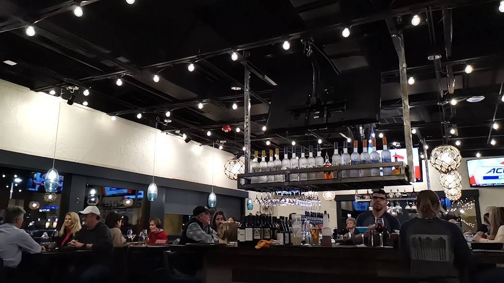 The Lake House Kitchen & Tavern | restaurant | 8026 W Bowles Ave, Littleton, CO 80123, USA | 7207588880 OR +1 720-758-8880