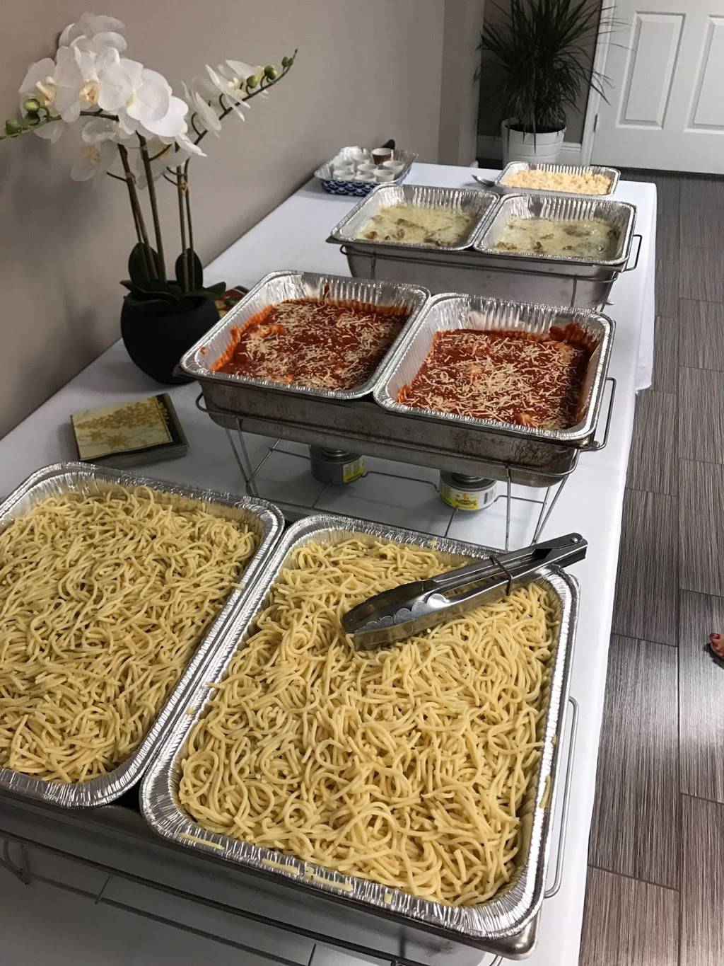 Sunny Subs | restaurant | 8581 NW South River Dr, Medley, FL 33166, USA | 3058840156 OR +1 305-884-0156