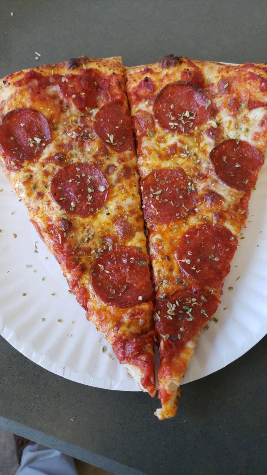 Quick Pizza | meal delivery | 299 The Queensway S, Keswick, ON L4P 2B4, Canada | 9054761212 OR +1 905-476-1212