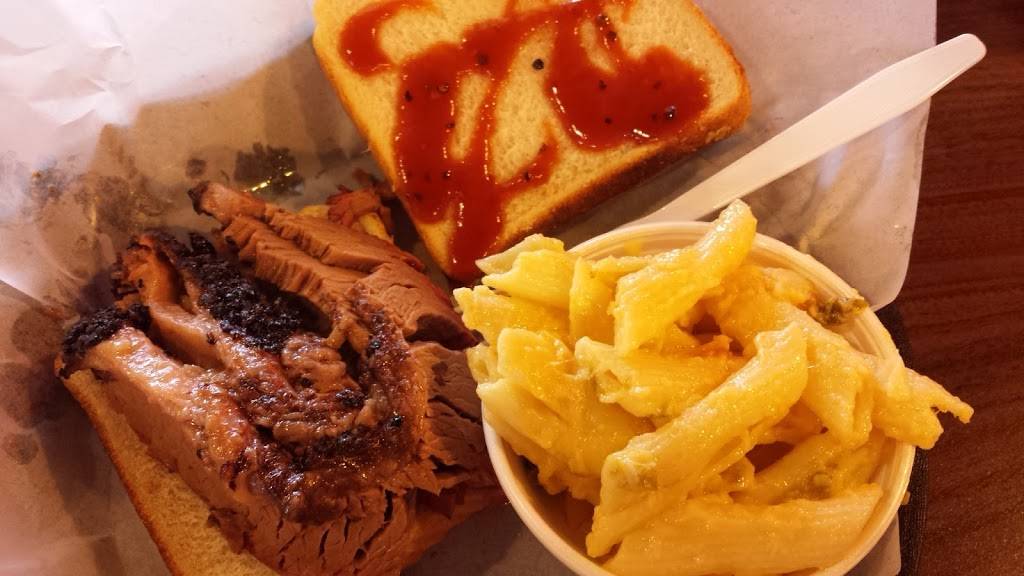 Moonies Texas BBQ | restaurant | 5545 Atlanta Hwy, Flowery Branch, GA 30542, USA | 6788288366 OR +1 678-828-8366