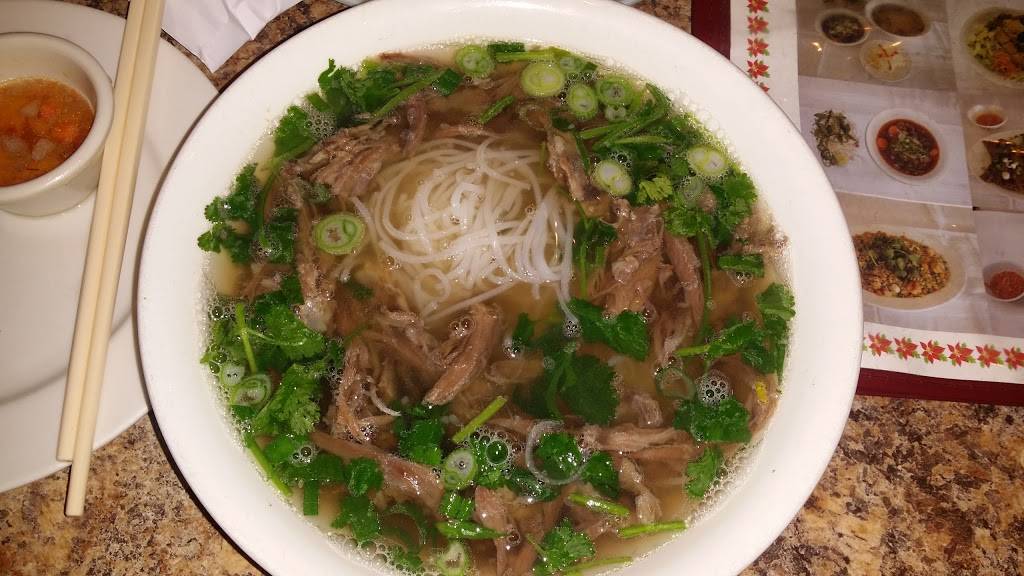 PHO NUCUOI SAIGON | restaurant | 2890 Dale Blvd, Woodbridge, VA 22193, USA | 7035837800 OR +1 703-583-7800