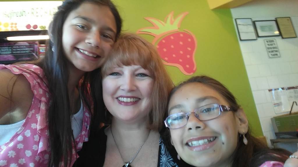 Jamba Juice Promenade Mall | restaurant | 26550 Ynez Rd Unit A, Temecula, CA 92591, USA | 9515872337 OR +1 951-587-2337