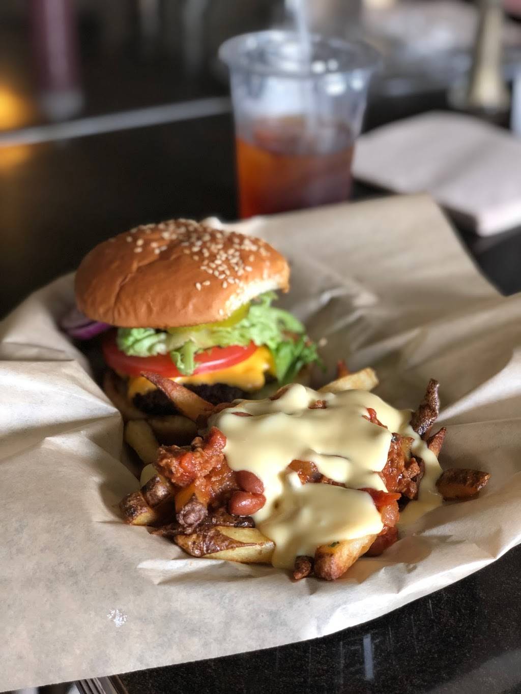 Rae’s | restaurant | 30 N Howard Ave, Croswell, MI 48422, USA | 8105466170 OR +1 810-546-6170