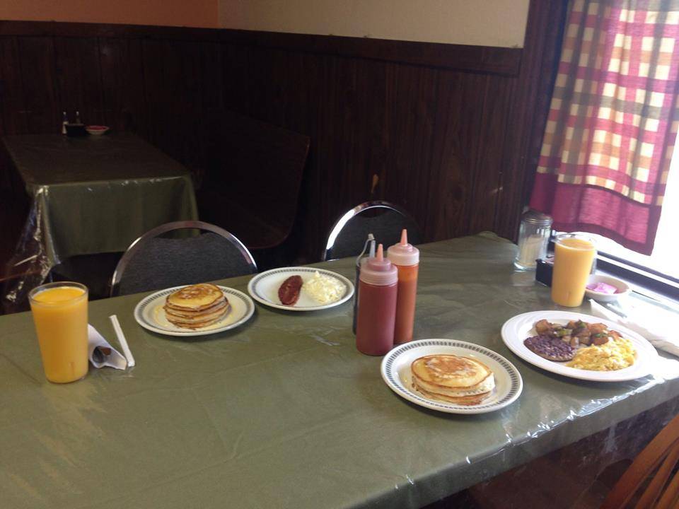 Hyde Park Café | cafe | 2301 Hyde Park Blvd, Niagara Falls, NY 14305, USA | 7162977687 OR +1 716-297-7687