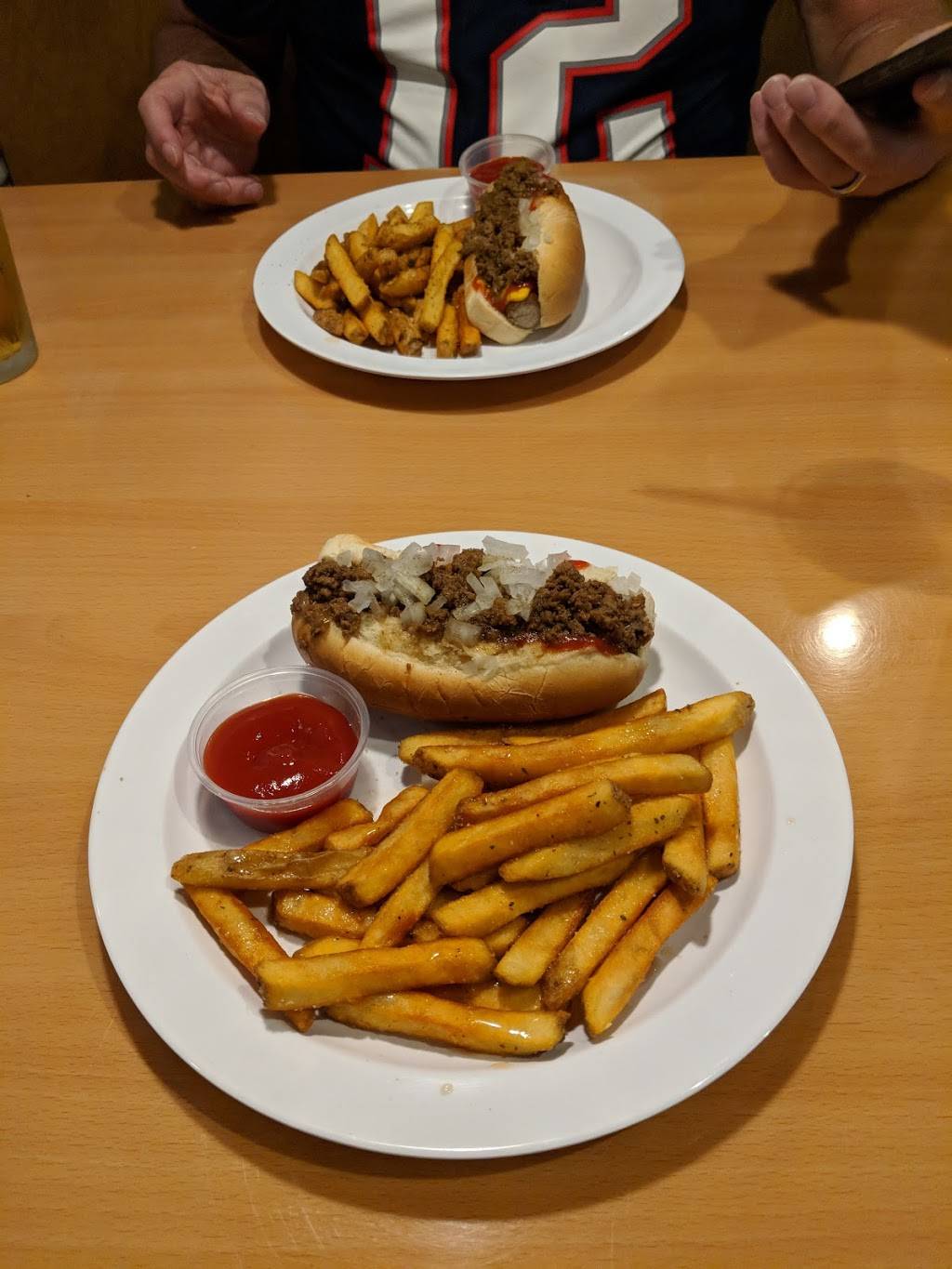 Busters Doughboys & Clam Cakes | restaurant | 8320 W Sunrise Blvd, Plantation, FL 33322, USA | 9547656665 OR +1 954-765-6665