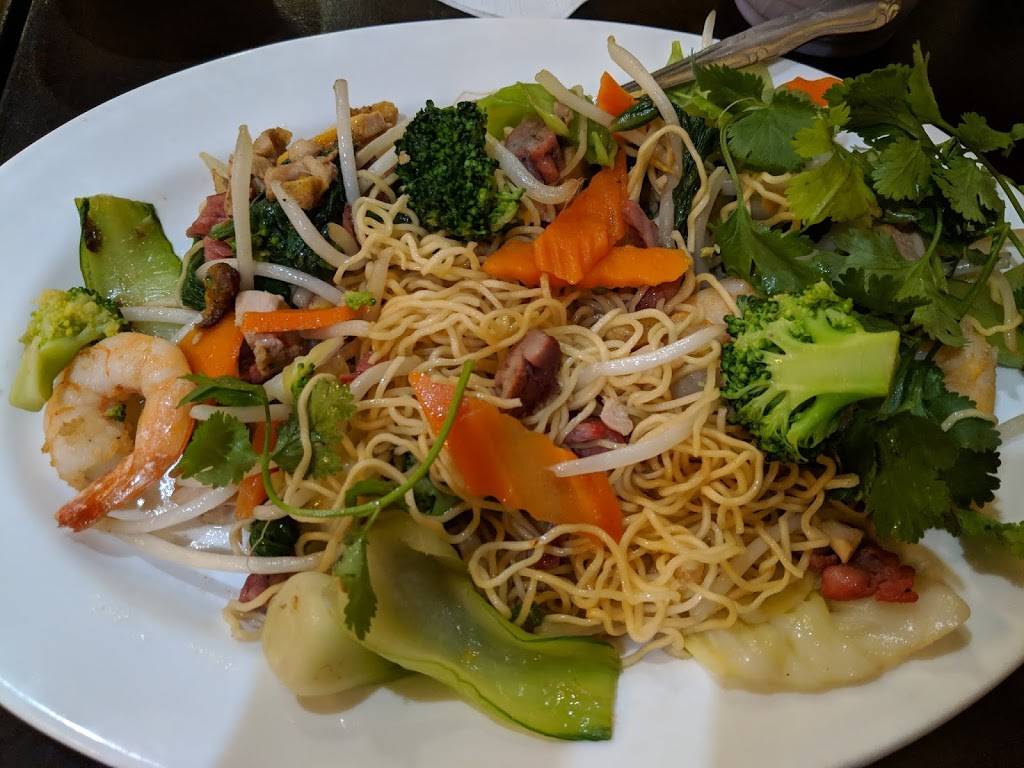 Pho #1 | restaurant | 1820 E Boronda Rd, Salinas, CA 93906, USA | 8319988887 OR +1 831-998-8887