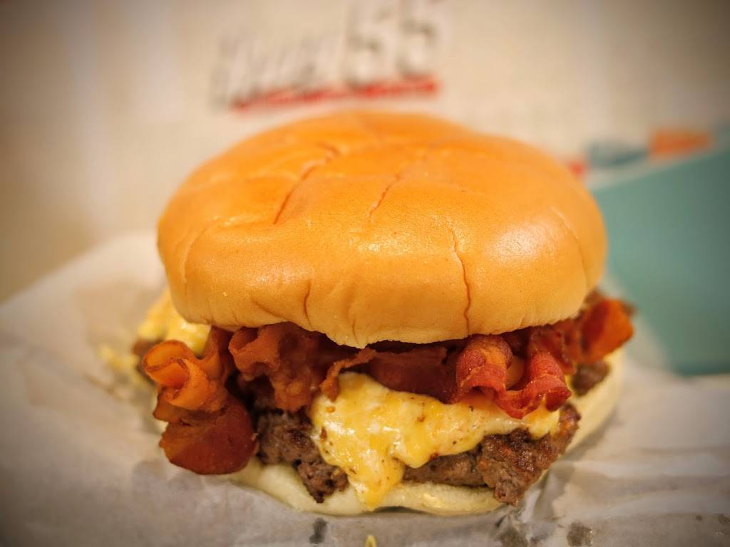 Hwy 55 Burgers Shakes & Fries | restaurant | 1020 N Main St Suite K, Shelbyville, TN 37160, USA | 9314885055 OR +1 931-488-5055