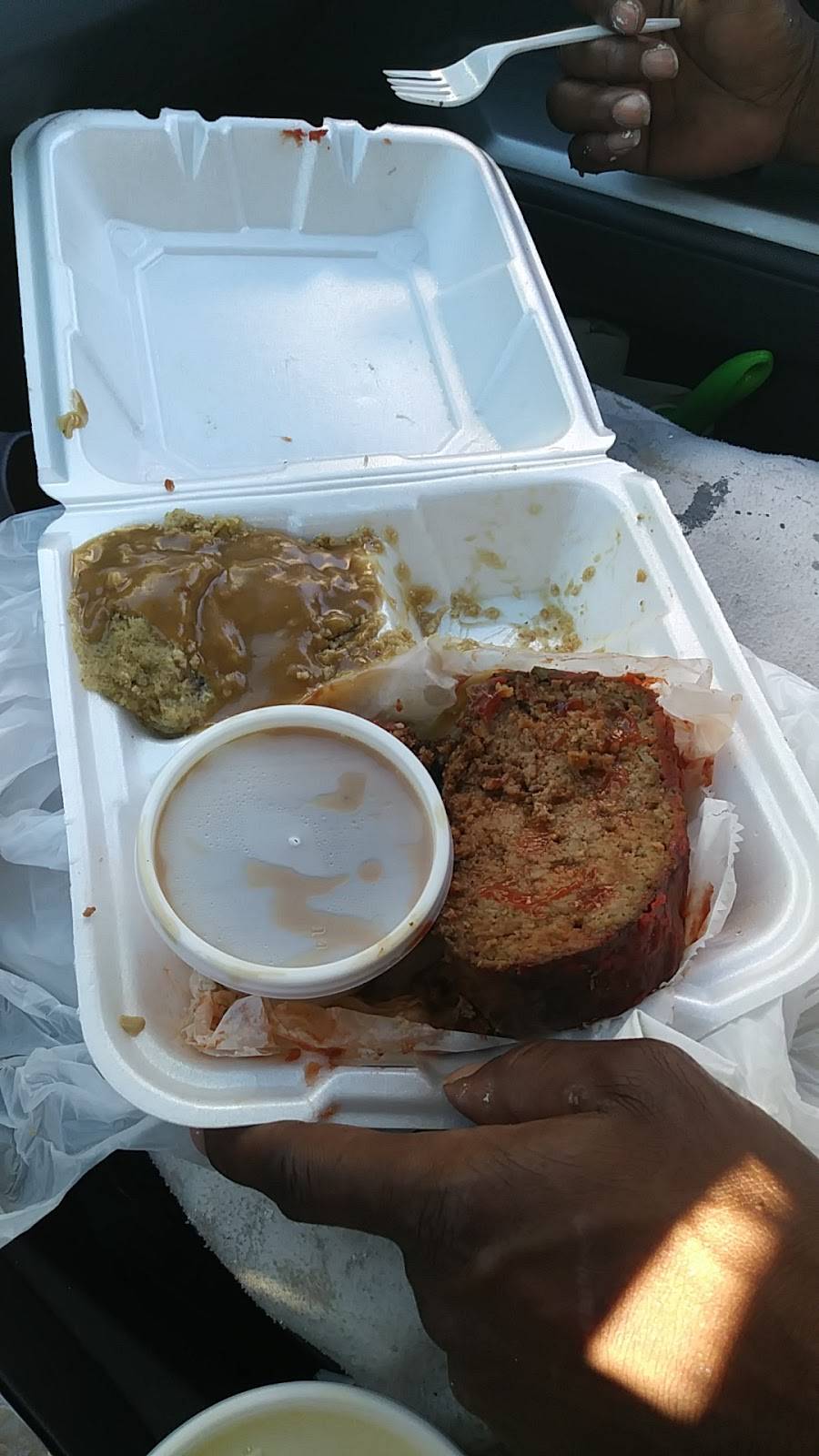 Stacey & Ricks Soulfood | restaurant | 3399 N Sherman Dr, Indianapolis, IN 46218, USA | 3175411929 OR +1 317-541-1929