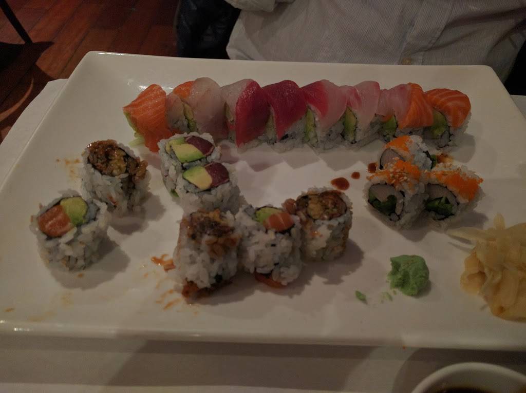 Azuki Sushi | restaurant | 29 Irving Pl, New York, NY 10003, USA | 2122283611 OR +1 212-228-3611