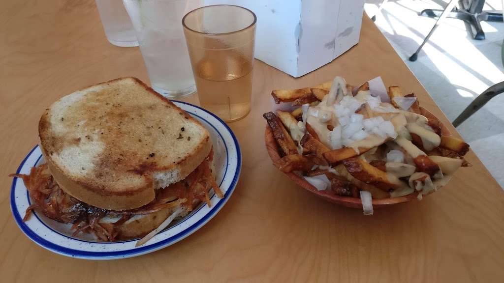 Lovers Only | restaurant | 34 E Grand River Ave, Detroit, MI 48226, USA | 3139861174 OR +1 313-986-1174