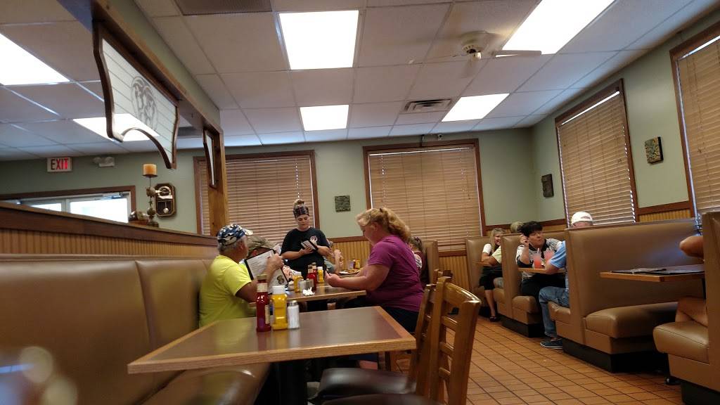 PTs | restaurant | 501 S Broadway, Oak Grove, MO 64075, USA | 8166907878 OR +1 816-690-7878