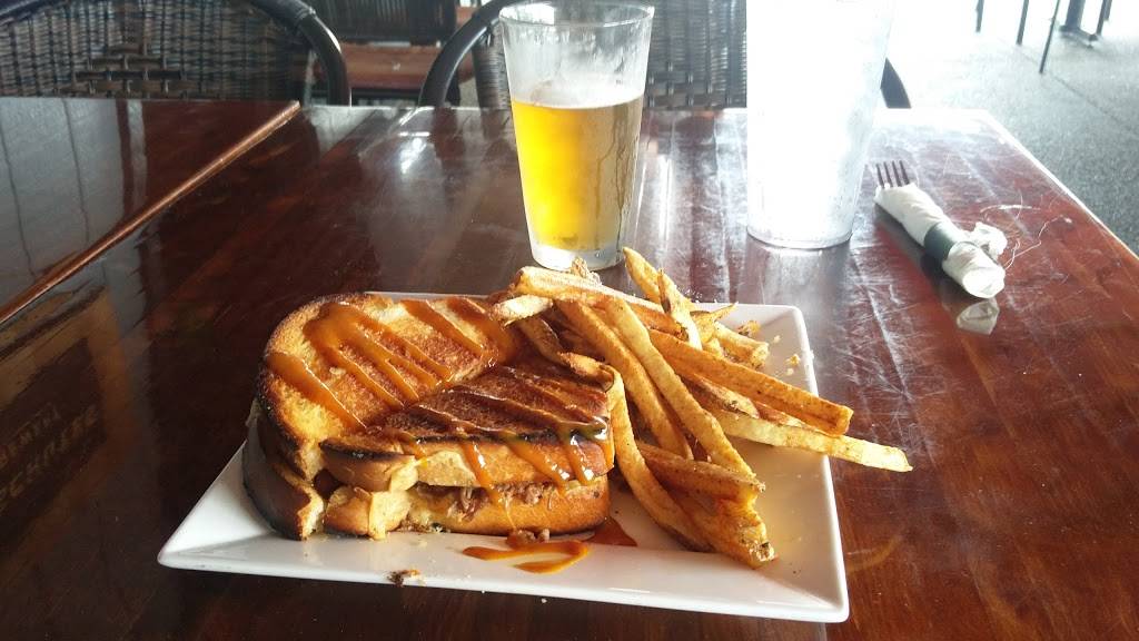 Dads Pub & Grub | restaurant | 4320 Northern Pike, Monroeville, PA 15146, USA | 4128565666 OR +1 412-856-5666