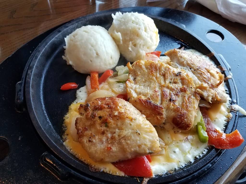 TGI Fridays | restaurant | 1334 Bernath, Toledo, OH 43615, USA | 4198661798 OR +1 419-866-1798