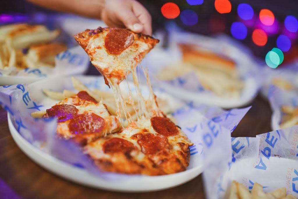 Apex Entertainment Virginia Beach | restaurant | 4621 Columbus St #100, Virginia Beach, VA 23462, USA | 7576788666 OR +1 757-678-8666