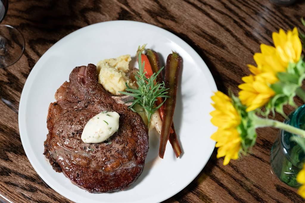 Flights & Irons Urban Kitchen | restaurant | 376 Camino De Estrella, San Clemente, CA 92672, USA | 9493883991 OR +1 949-388-3991