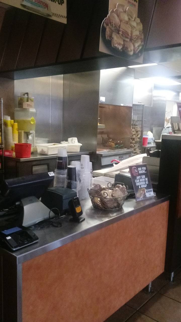 Penn Station East Coast Subs | meal takeaway | 612 3rd Ave, St Albans, WV 25177, USA | 3047227366 OR +1 304-722-7366