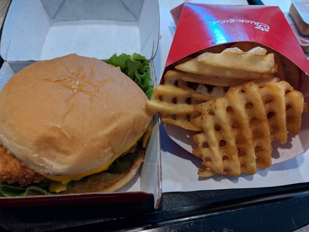 Chick-fil-A | restaurant | 2310 S La Cienega Blvd, Los Angeles, CA 90034, USA | 3108457020 OR +1 310-845-7020