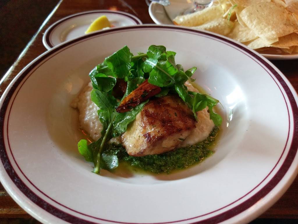 Ozzies Good Eats | restaurant | 11880 Grand Commons Ave, Fairfax, VA 22030, USA | 5713218000 OR +1 571-321-8000