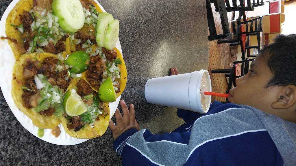 Tacos El Parque | restaurant | 1124 W Redondo Beach Blvd, Gardena, CA 90247, USA | 3105383000 OR +1 310-538-3000