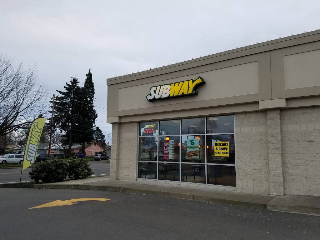 Subway | meal takeaway | 2829 Lancaster Dr NE Suite 190, Salem, OR 97305, USA | 5035878712 OR +1 503-587-8712