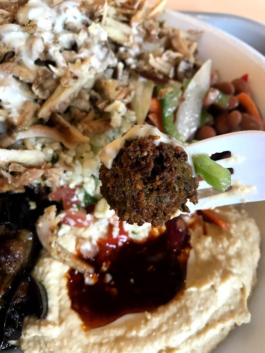 Maison Chickpea | restaurant | 2362 46e Avenue, Lachine, QC H8T 2P3, Canada | 5144200505 OR +1 514-420-0505