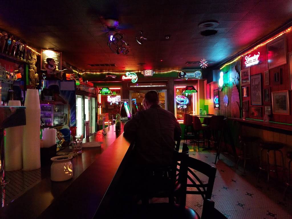 Benders Restaurant | restaurant | 50 Lincoln Way E, Massillon, OH 44646, USA | 3308328525 OR +1 330-832-8525