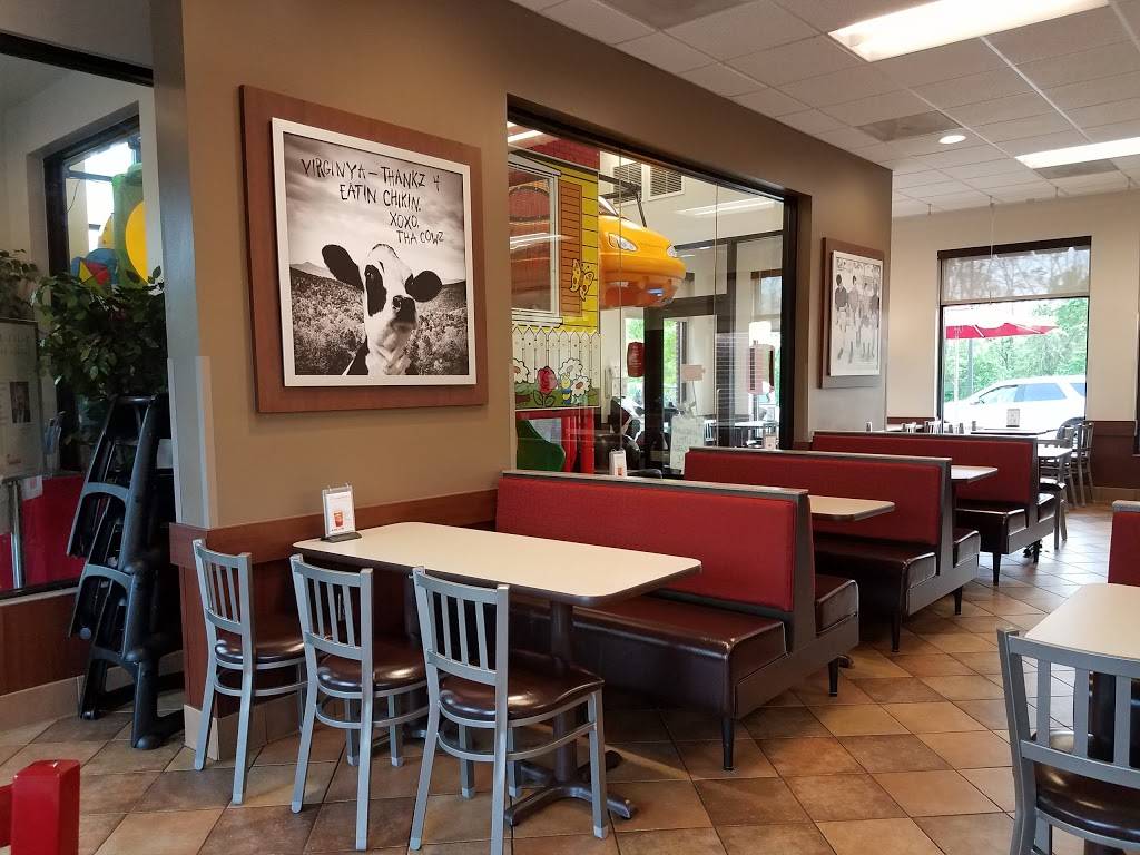 Chick-fil-A | restaurant | 9939 Sowder Village Square, Manassas, VA 20109, USA | 7033659292 OR +1 703-365-9292