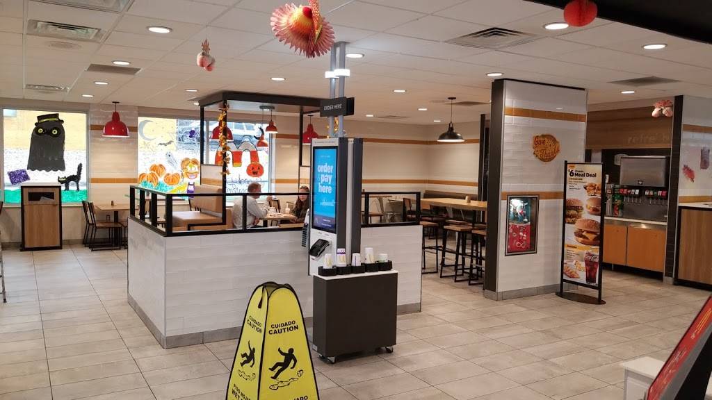 McDonalds | cafe | 427 Suedberg Rd, Pine Grove, PA 17963, USA | 5703456400 OR +1 570-345-6400