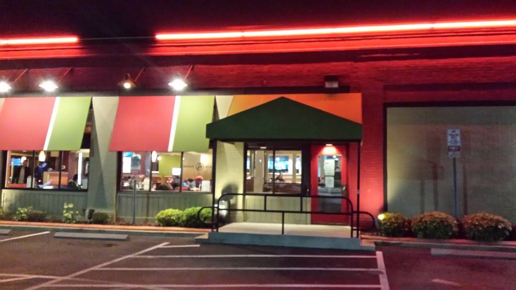 Chilis Grill & Bar | meal takeaway | 303 Semoran Blvd, Winter Park, FL 32792, USA | 4076797669 OR +1 407-679-7669