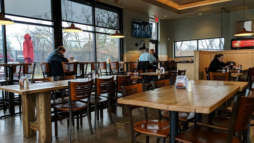 Lions Choice | restaurant | 9621 Manchester Rd, St. Louis, MO 63119, USA | 3144335523 OR +1 314-433-5523