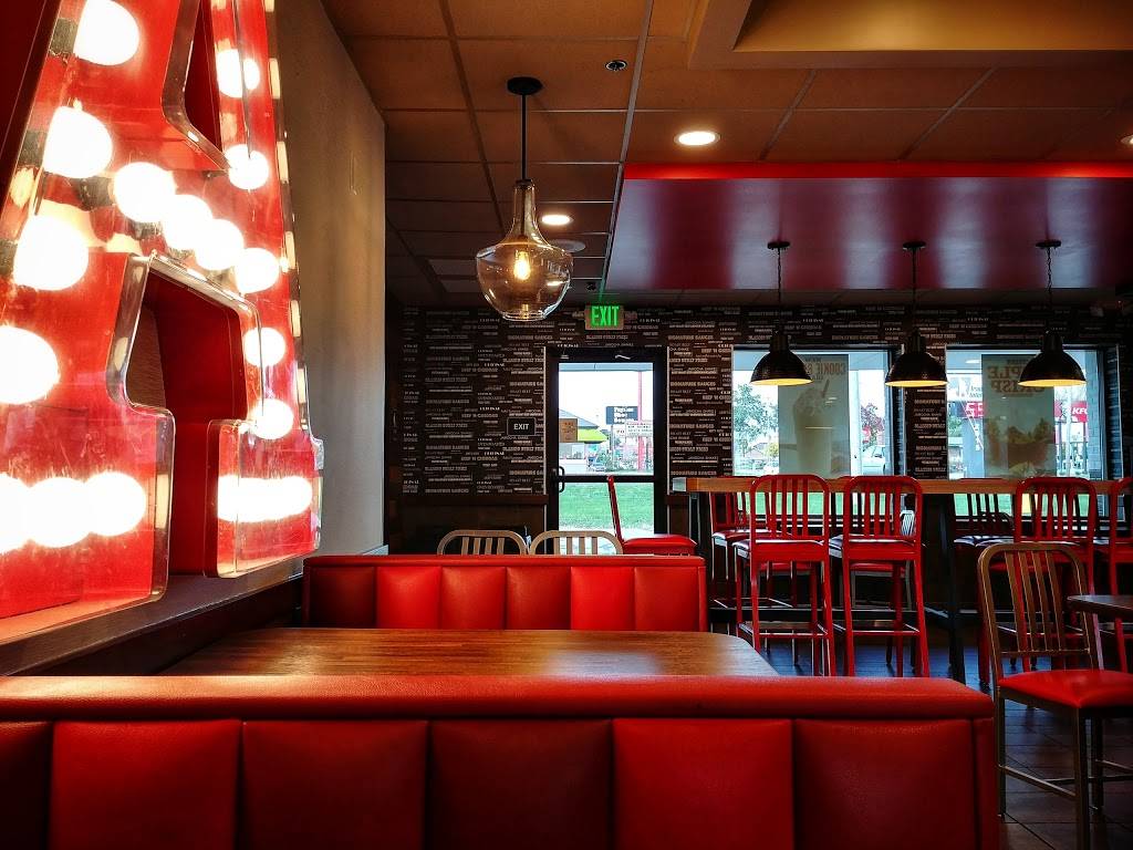 Arbys | restaurant | 2509 Alpine Ave NW, Walker, MI 49544, USA | 6163616245 OR +1 616-361-6245