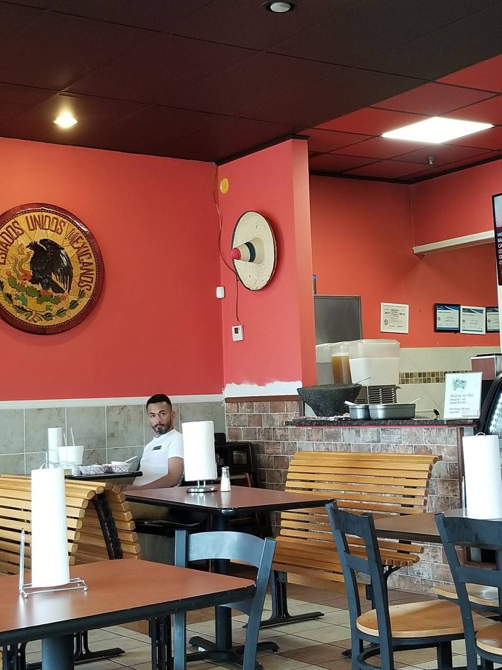 Tacqueria Coral | bakery | 500 W Boughton Rd, Bolingbrook, IL 60440, USA | 6302269133 OR +1 630-226-9133