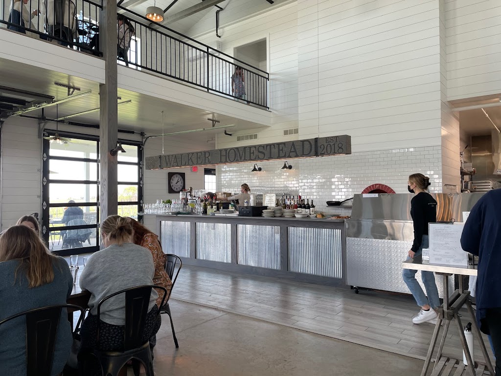 Walker Homestead Farm and Winery | restaurant | 3867 James Ave SW, Iowa City, IA 52246, USA | 3193514791 OR +1 319-351-4791