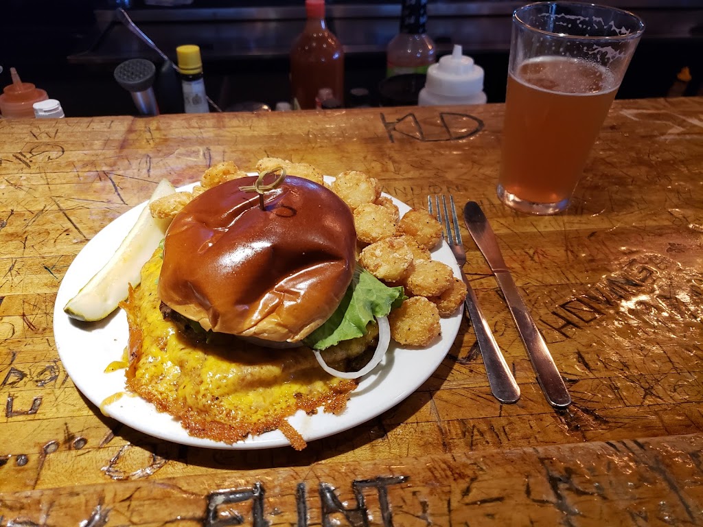 The Tavern | restaurant | 922 W 12th St, Austin, TX 78703, USA | 5123208377 OR +1 512-320-8377