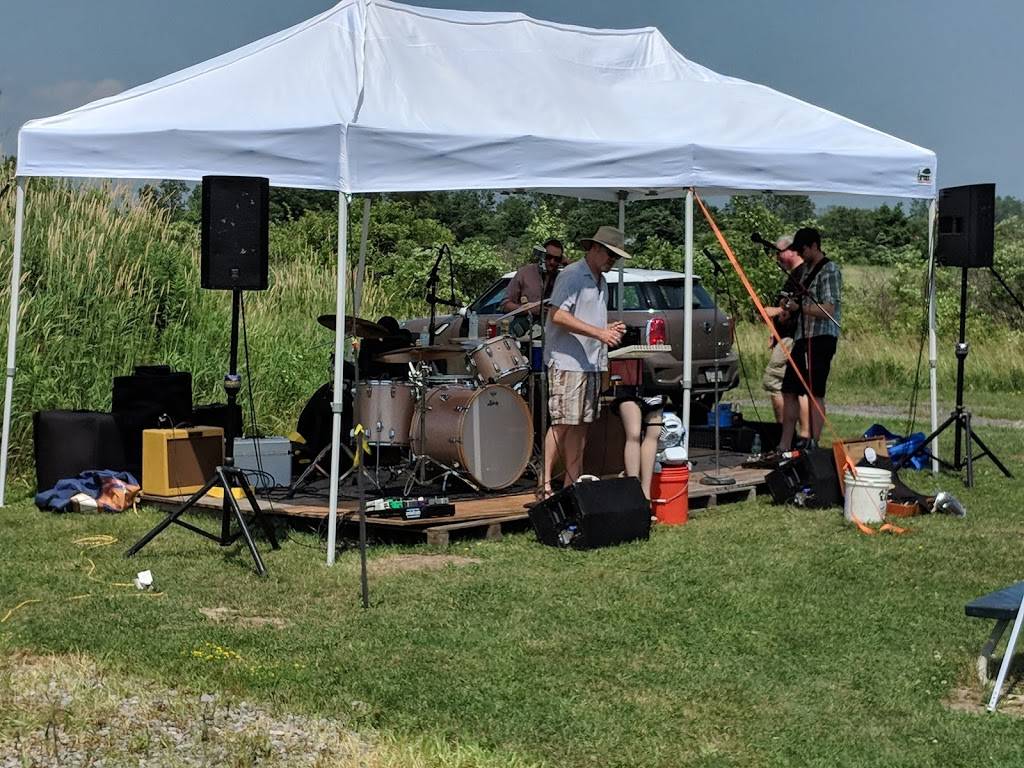 Wild Bill | restaurant | 9840 County Rd, Clarence Center, NY 14032, USA | 7169085263 OR +1 716-908-5263