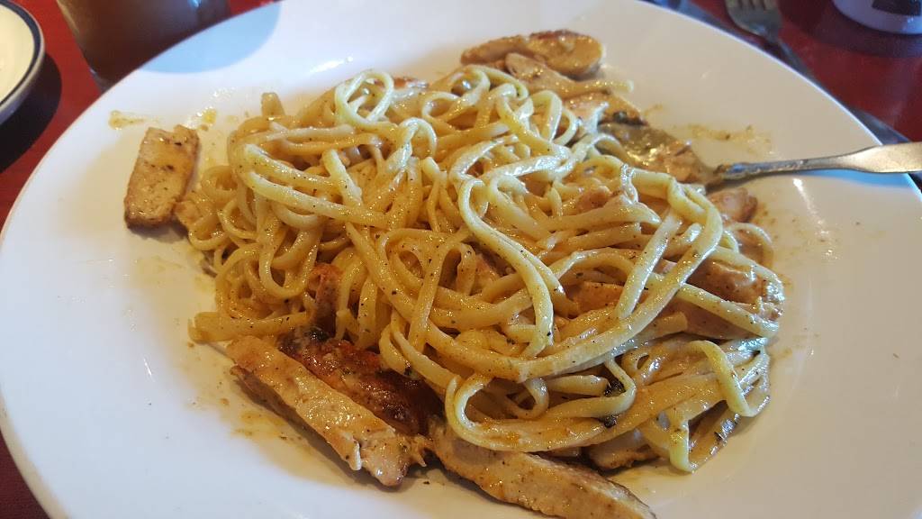 Red Lobster | restaurant | 170 E Beltline Pkwy, Alton, IL 62002, USA | 6184656554 OR +1 618-465-6554