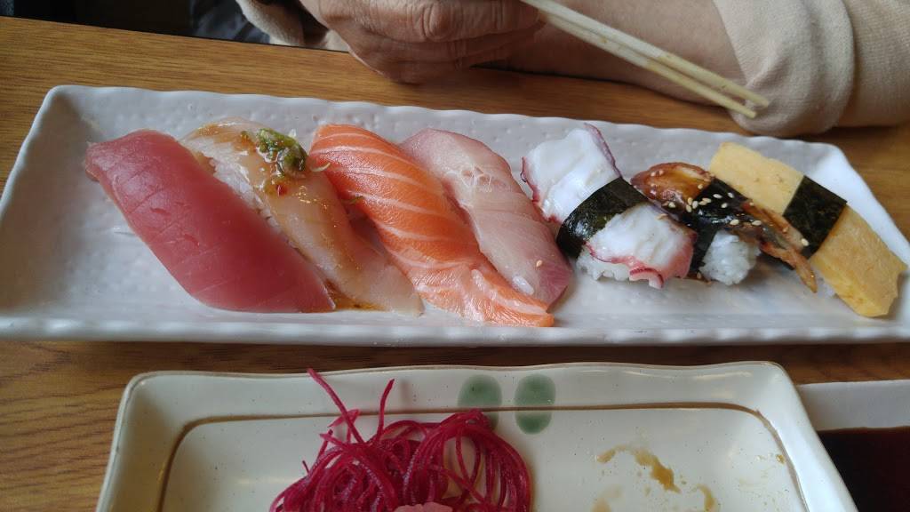 Hoshi Sushi | restaurant | 2808, 10561 San Pablo Ave, El Cerrito, CA 94530, USA | 5105294585 OR +1 510-529-4585