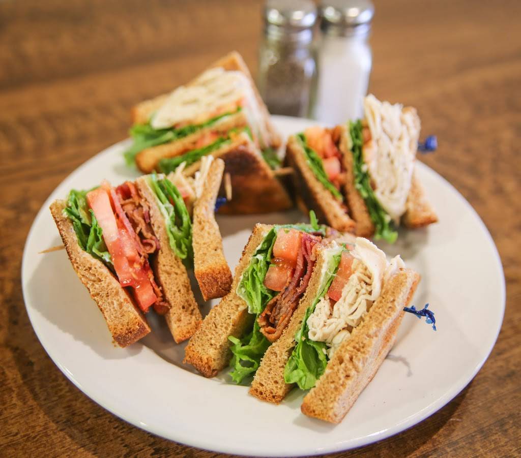 Lukas Restaurant & Bar | restaurant | 35 Main St, Jackson, CA 95642, USA | 2092890535 OR +1 209-289-0535