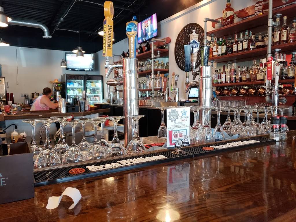 Industrial Taphouse | restaurant | 10392 Leadbetter Rd, Ashland, VA 23005, USA | 8042992649 OR +1 804-299-2649