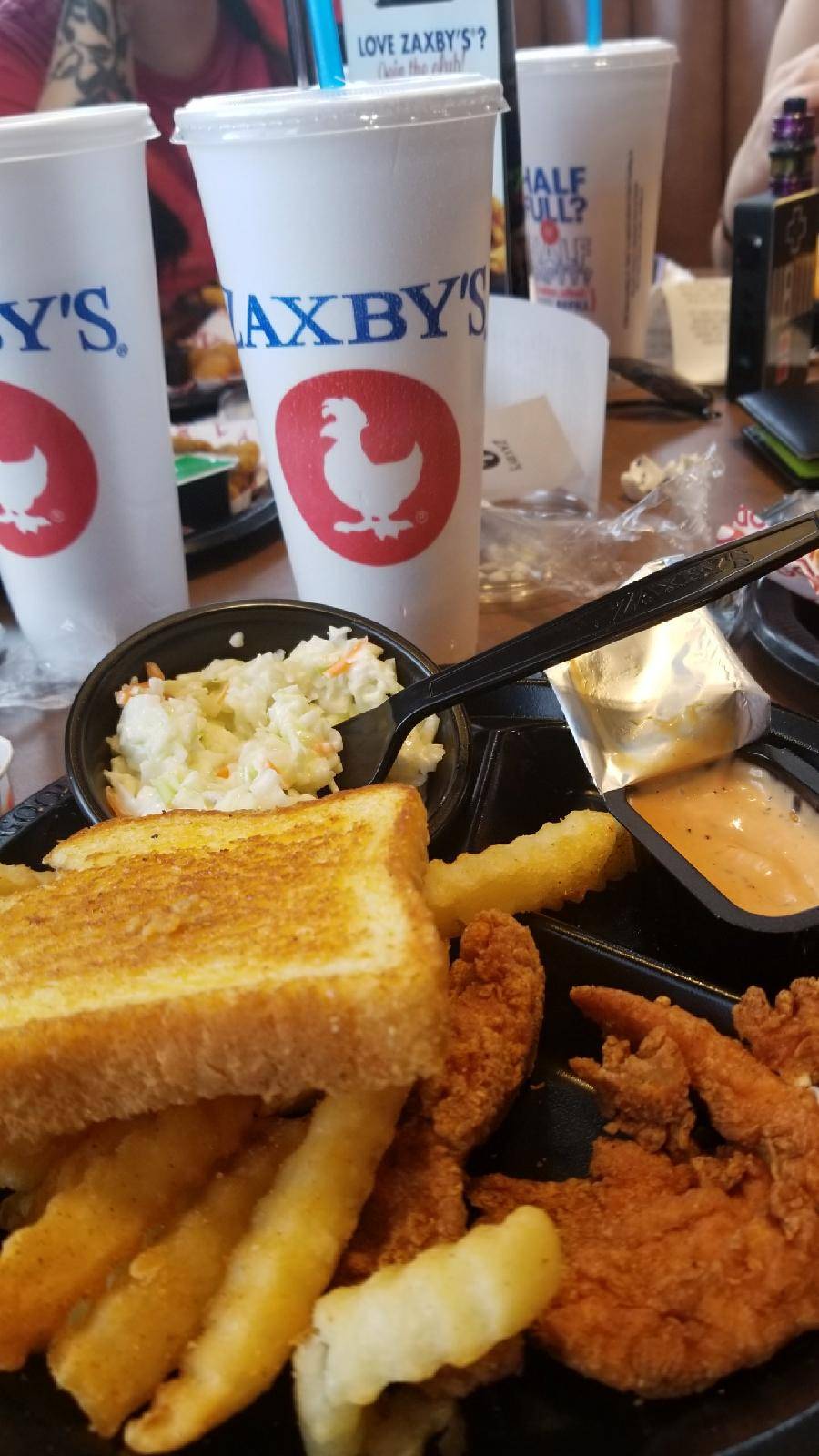Zaxbys Chicken Fingers & Buffalo Wings | restaurant | 5430 E, IN-62, Jeffersonville, IN 47130, USA | 8127259304 OR +1 812-725-9304