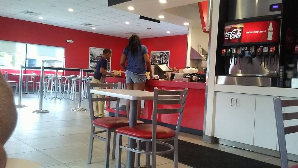 Steak n Shake | restaurant | 7720 Main St, Fogelsville, PA 18051, USA | 6103911111 OR +1 610-391-1111