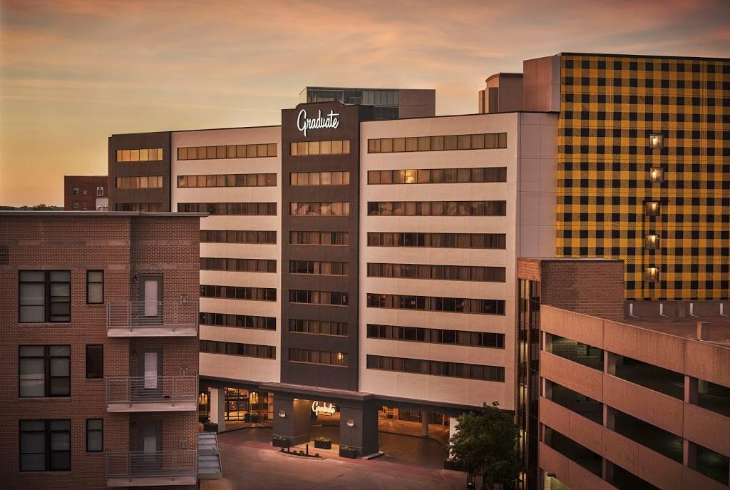 Graduate Iowa City | restaurant | 210 S Dubuque St, Iowa City, IA 52240, USA | 3193374058 OR +1 319-337-4058