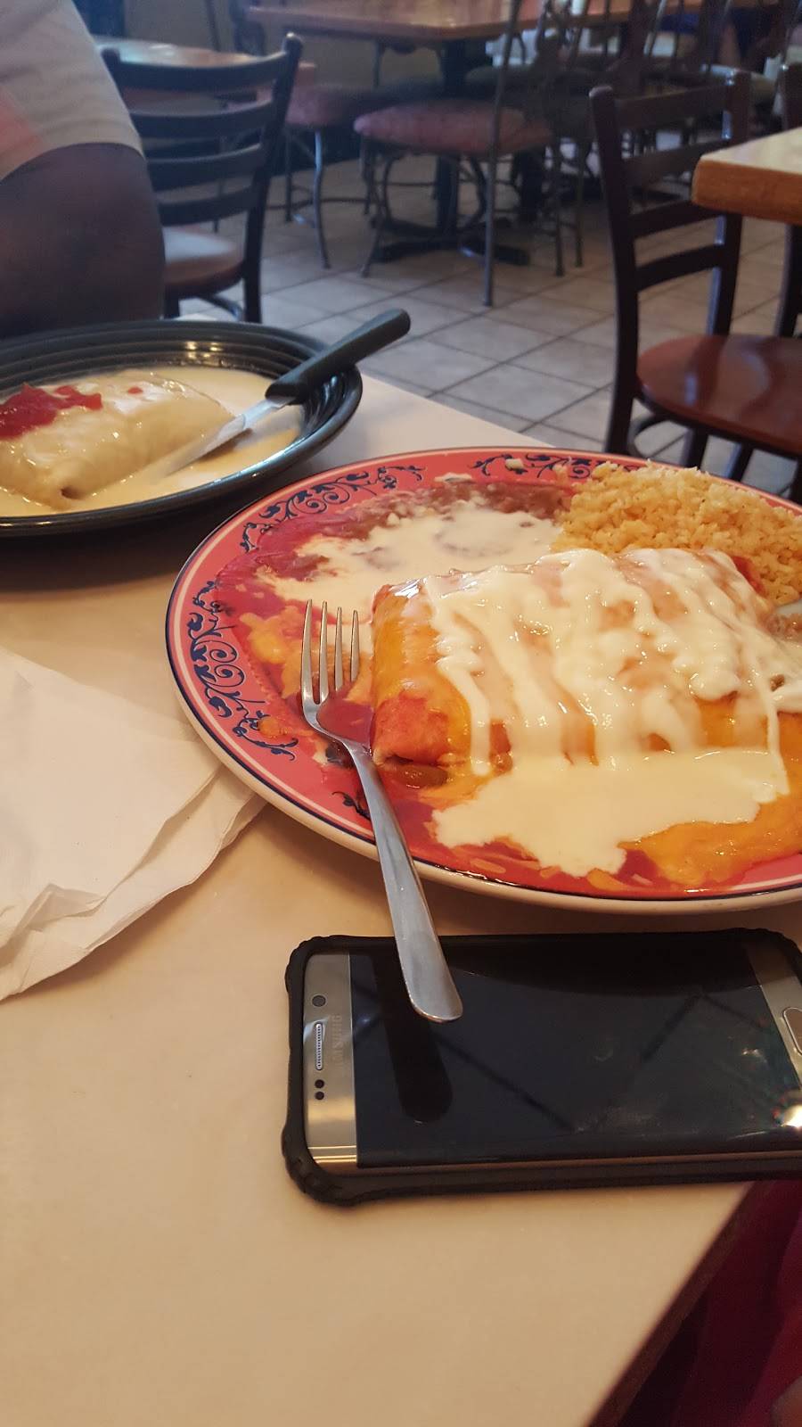 El Ranchito | restaurant | 227 N Church Ave, Henderson, TN 38340, USA | 7319897373 OR +1 731-989-7373