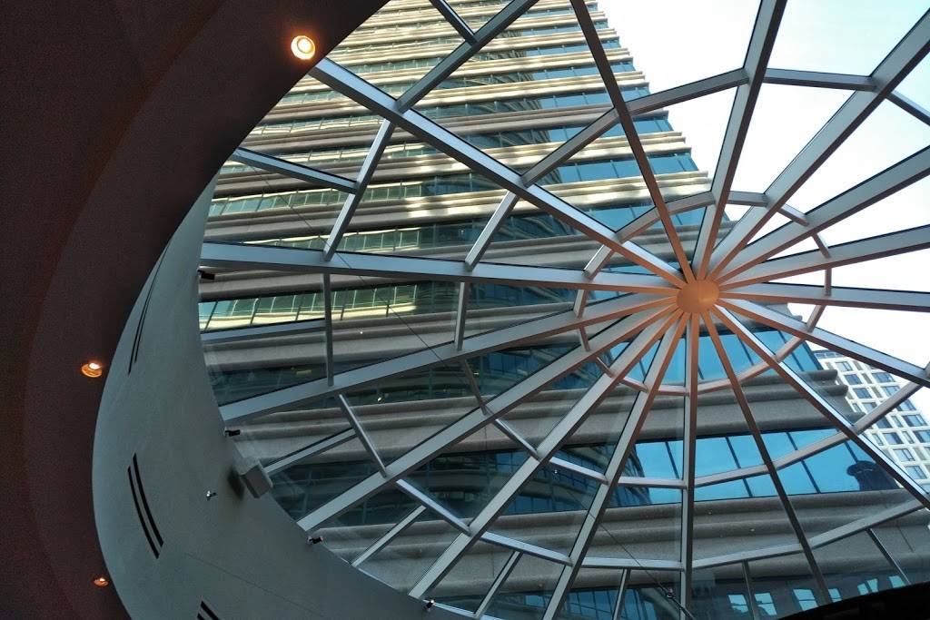 Sphere | restaurant | 100 S 5th St, Minneapolis, MN 55402, USA | 6122747204 OR +1 612-274-7204