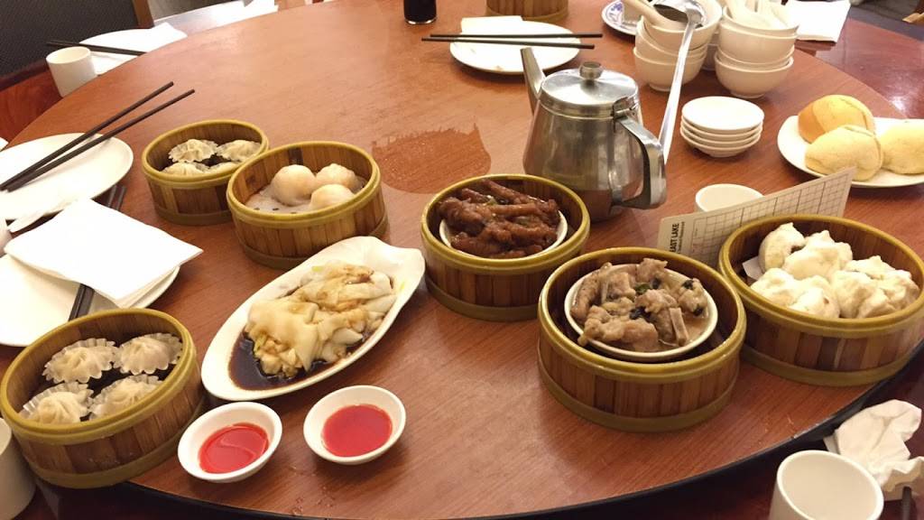 East Lake Chinese Seafood | restaurant | 2819 S White Rd, San Jose, CA 95148, USA | 4082233288 OR +1 408-223-3288