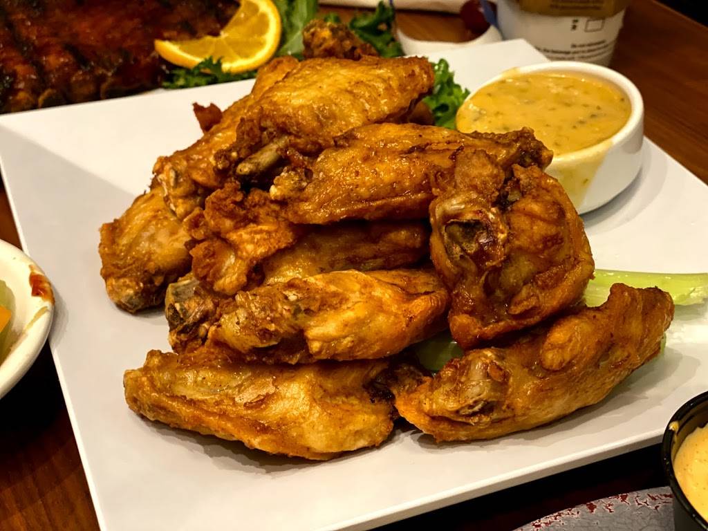 Breeze Bar & Grille | restaurant | 12401 International Dr, Orlando, FL 32821, USA | 4072385000 OR +1 407-238-5000