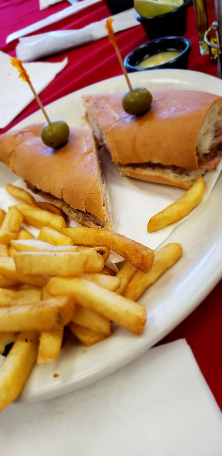 Flor De Cuba | restaurant | : 16233, Clay Rd #344, Houston, TX 77084, USA | 2814638611 OR +1 281-463-8611