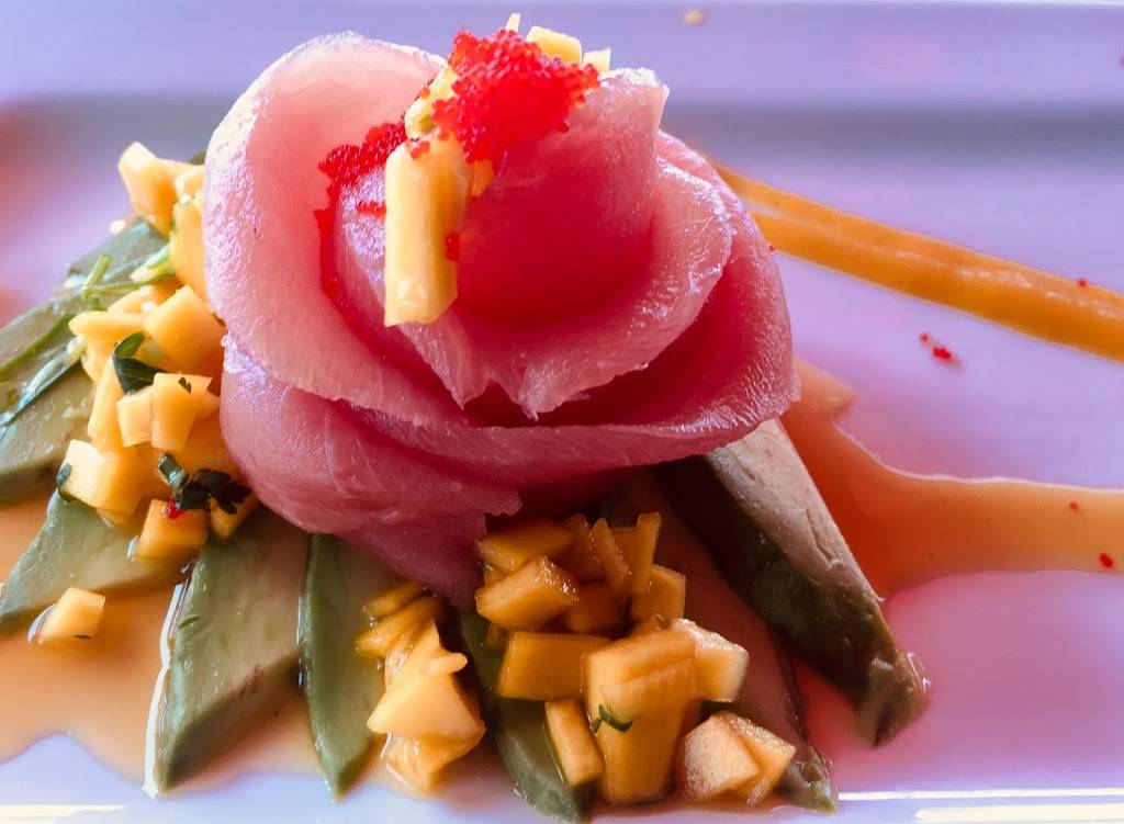 Gosmans Topside/Inlet Café/Clam Bar | restaurant | 484 W Lake Dr, Montauk, NY 11954, USA | 6316682549 OR +1 631-668-2549