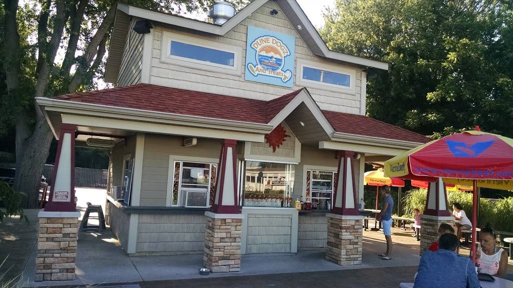 Dune Dogz & Treats | restaurant | 2233 Ottawa Beach Rd, Holland, MI 49424, USA | 6167383649 OR +1 616-738-3649