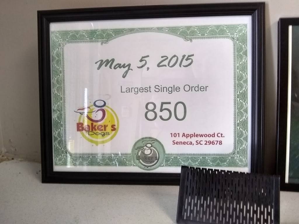 Bakers Dogs | restaurant | 101 Applewood Center Pl, Seneca, SC 29678, USA | 8648827959 OR +1 864-882-7959